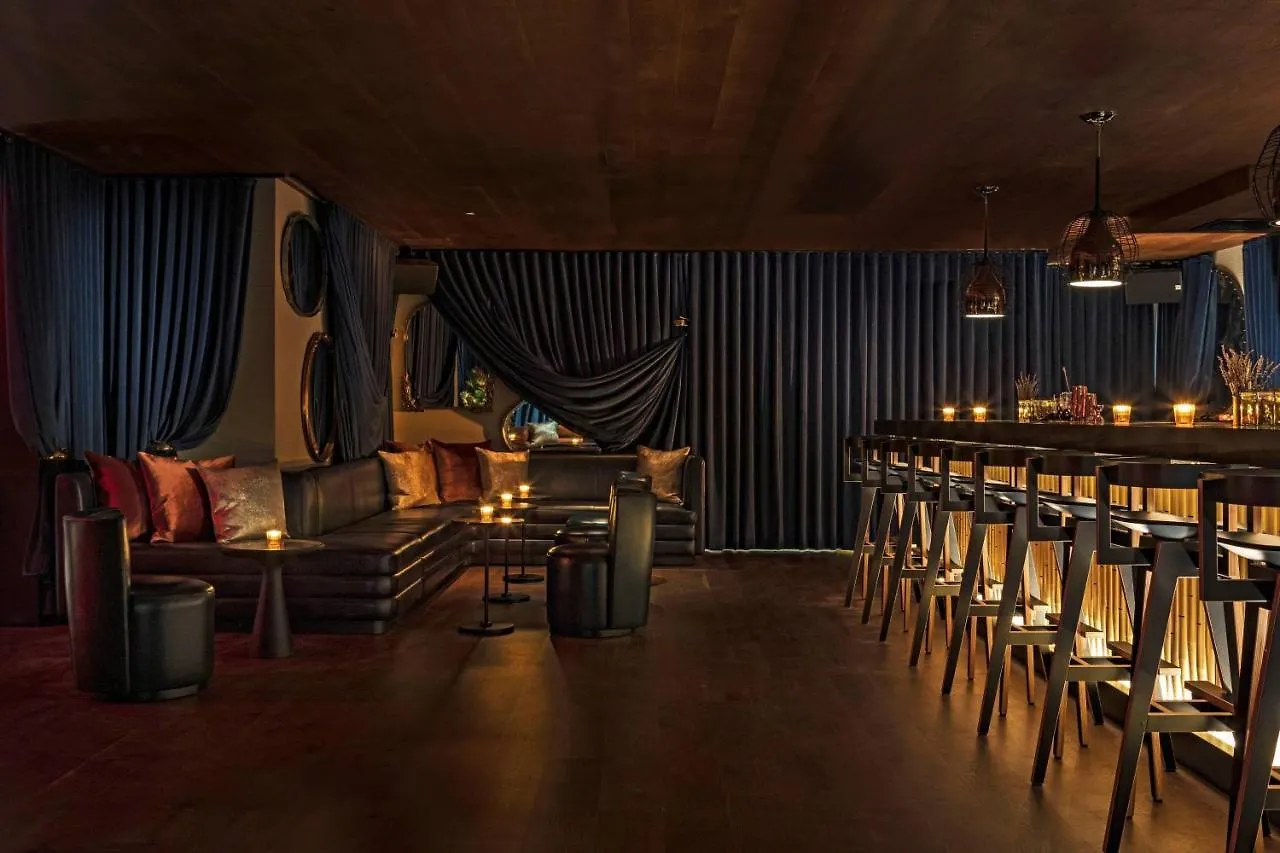 Moxy Nyc East Village New York USA