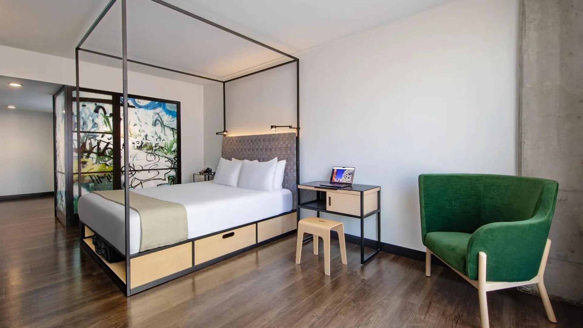 ניו יורק Moxy Nyc East Village מלון